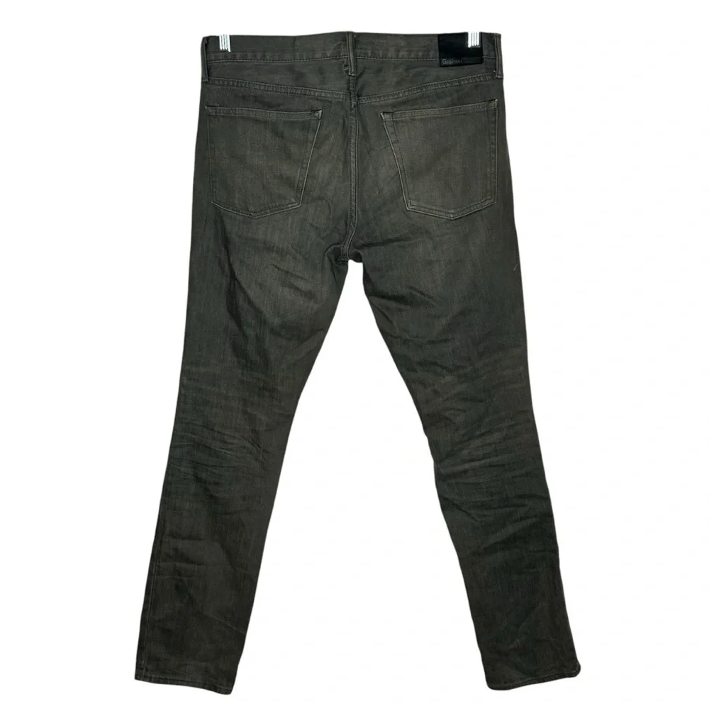 GAP men’s dark